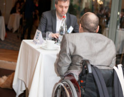 profil screening jobdating cedric uebersax